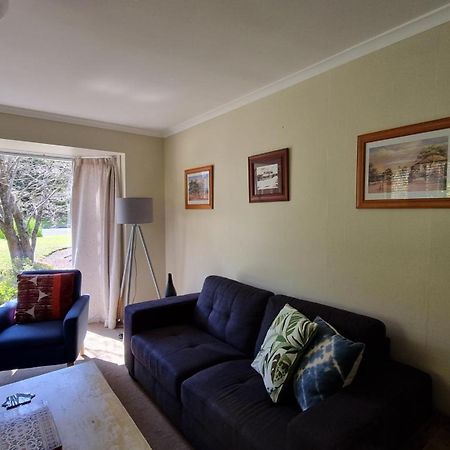 On The Banks Apartment Bright Bagian luar foto